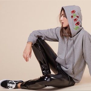 ⚡️SALE!!⚡️RARE Reformation Ingrid sweatshirt